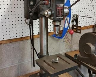 Craftsman 351-226150  bench top drill press
