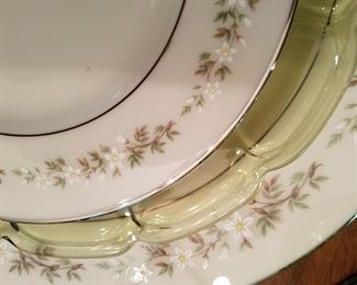 A close look at the Lenox 'Brookside' pattern