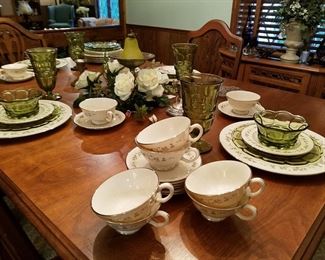 Set of Lenox 'Brookside' china