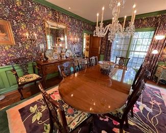 You need this whole room to make your life come alive with color!