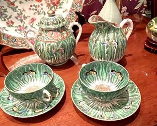 Chinese Export Cabbage Leaf tea set