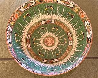 Chinese Export cabbage leaf pattern bowl