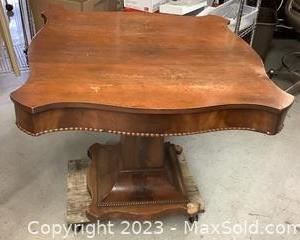 wantique wood luncheon table901 t