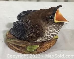 whand painted baby bird figurine from england511 t