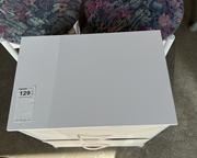 wsmall table with colorful stools1291 t