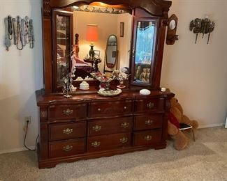 Bassett Queen bedroom set: dresser with mirrored hutch curio. 68”W 19”D 33”T hutch 62.5”W 11.5”D 54.5”T total height 87”T       $550.00