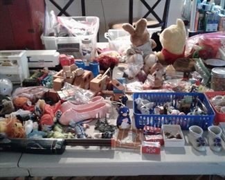 VINTAGE COLLECTIBLES, SCOUTING ITEMS AND DOLL CLOTHES