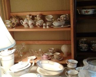 MOSS ROSE TEA SET, NORITAKE CHINA AND PEWTER ITEMS