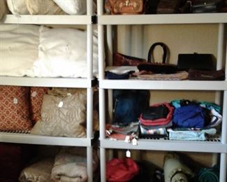 PILLOWS, LINENS AND PURSES