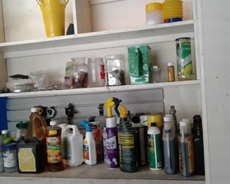 GARAGE, GARDENING ITEMS