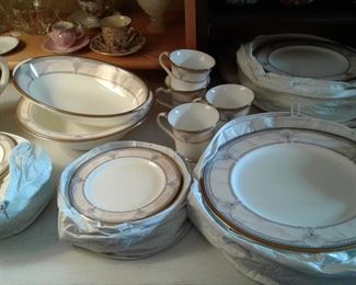 NORITAKE BONE CHINA JAPAN "PACIFIC MAJESTY"