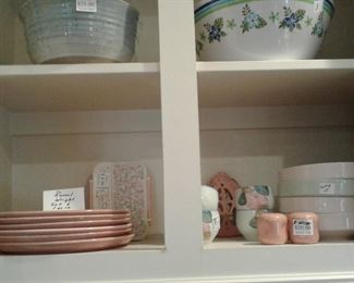 RUSSELL WRIGHT DISHES AND POTTERY BOWLS