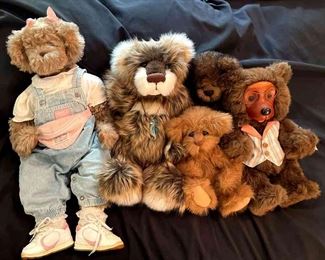 "Spectacular Summer Creek" Graniteville, SC Starts Closing Sat 4/29 8pm. Pickup is Tue 5/2 2-6pm. Click here to see more photos, descriptions, and current bids:&nbsp;https://ctbids.com/estate-sale/21235