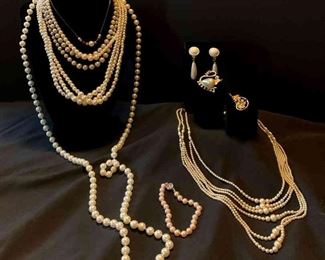 "Spectacular Summer Creek" Graniteville, SC Starts Closing Sat 4/29 8pm. Pickup is Tue 5/2 2-6pm. Click here to see more photos, descriptions, and current bids:&nbsp;https://ctbids.com/estate-sale/21235