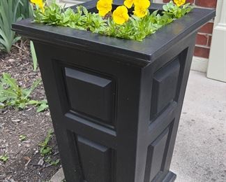 Large fiberglass planter near front door (1 of 2)