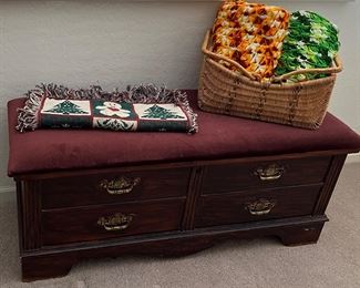 Lane Cedar Chest
