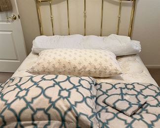 Brass Headboard w Frame, Sealy Posturepedic Full Size Mattress/BS, Quilt, Mattress Pad