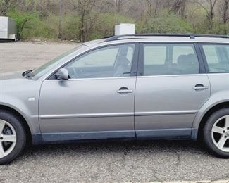 2004 VOLKSWAGEN PASSAT