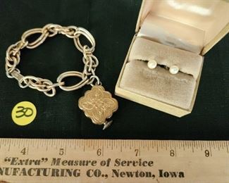 Musical Pendant Bracelet