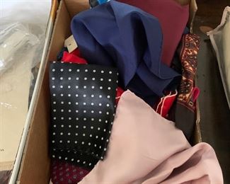 Men’s silk scarves/pocket squares