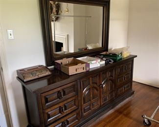 Bureau with mirror.