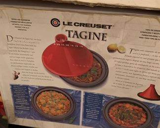 Le Creuset Tagine in box