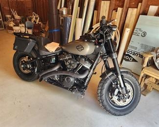 2018 Harley Davidson Fat Bob 6k miles in mint condition $17,500 or best offer.. no low ballers but reasonable offers will be strongly considered. These are selling for $18k right now on Facebook marketplace and ebay so do your homework. We are starting below market value & will take best offer. Don't embarrass yourself and think this is a 5-15k conversation like we have already been getting. Know what you're looking at please.