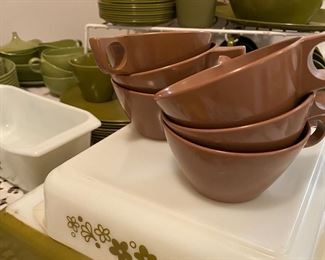 Spring Blossom Pyrex!
More Melmac!