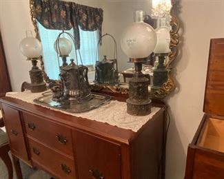 Beautiful Vintage Buffet/Sideboard
Lovely Antique Ornate Mirror