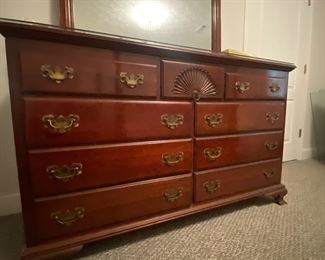 Beautiful Dresser w/ Mirror