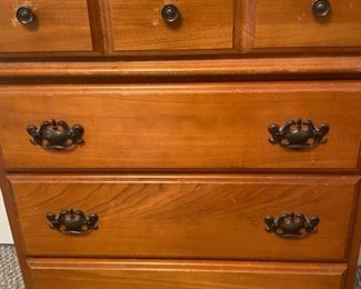 Vintage Chest of Drawers
