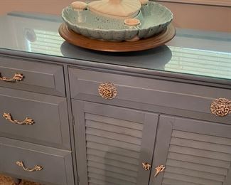 Vintage Sideboard/Buffet
Love the light blue color!!