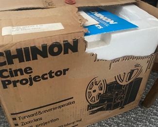 Chinon Projector