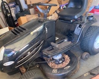 Murray Riding Lawn Mower
(New Battery and Starter)
Just serviced! RUNS GREAT!