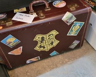 HARRY POTTER SUITCASE