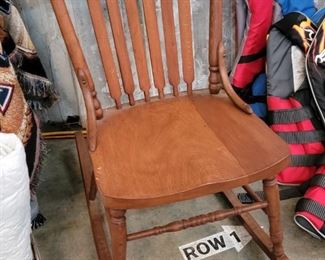 ROCKING CHAIR