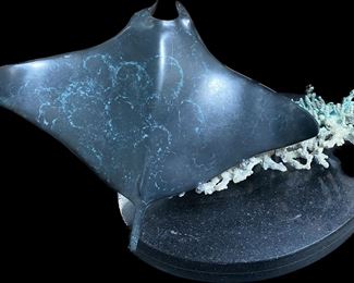 “Manta Ray” Bronze Sculpture Artist: Wyland AP7/50 Limited Edition (Certificate Of Authenticity Included)
Artist Proof=AP