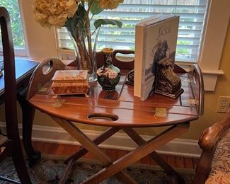 French butlers Table