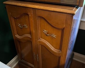 1951 Capehart- Farnsworth Television Cabinet