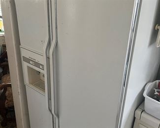 KitchenAid Superba Refrigerator 