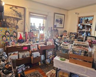 The big picture! One room! Beatles &Retro/Atomic with Lurch.