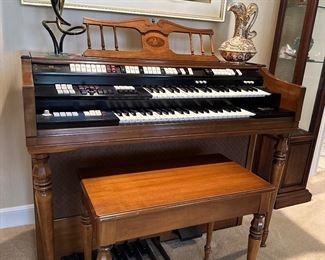 Wurlitzer organ