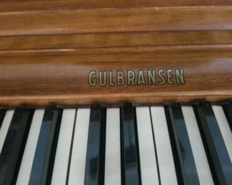 Gulbransen piano
