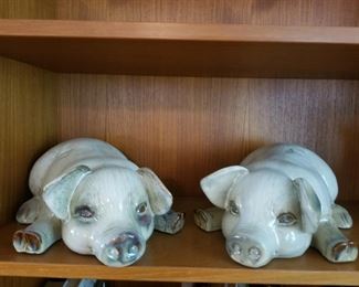 Piglet figurines