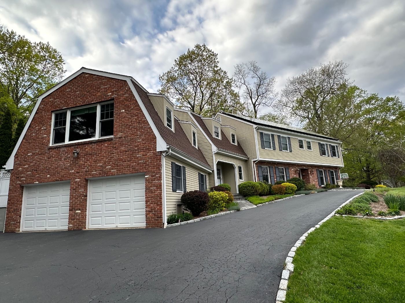 Estate Sale in Stamford, CT starts on 5/13/2023