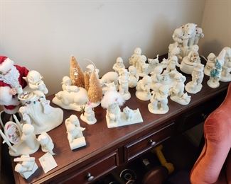 SnowBabies. And lots of them