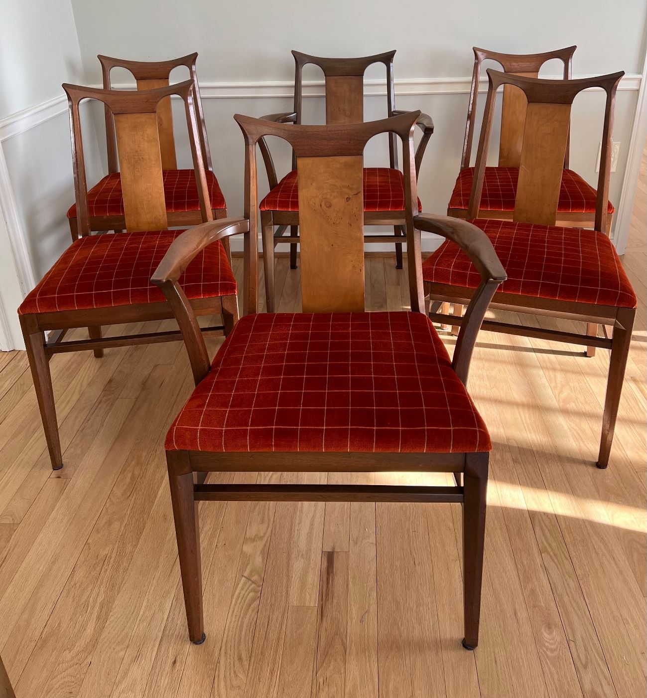 Online Only Dobbs Ferry estate sale starts on 4/25/2023