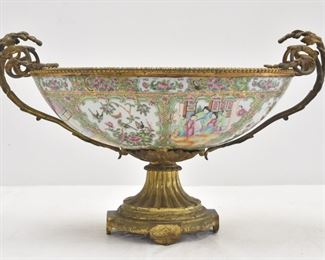 ROSE MEDALLION & BRONZE MOUNTED CENTERPIECE 