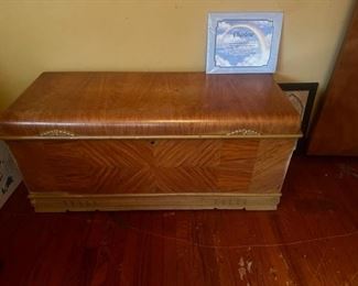 CEDAR CHEST
