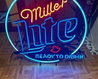 BEER SIGN MILLER LIGHT NEON